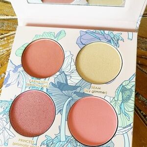 NIB SERAPHINE botanicals Geranium + Glow - Blush & Highlight Palette